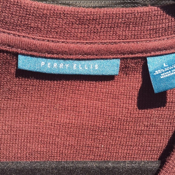 Perry Ellis Men’s sweats. - Picture 5 of 11